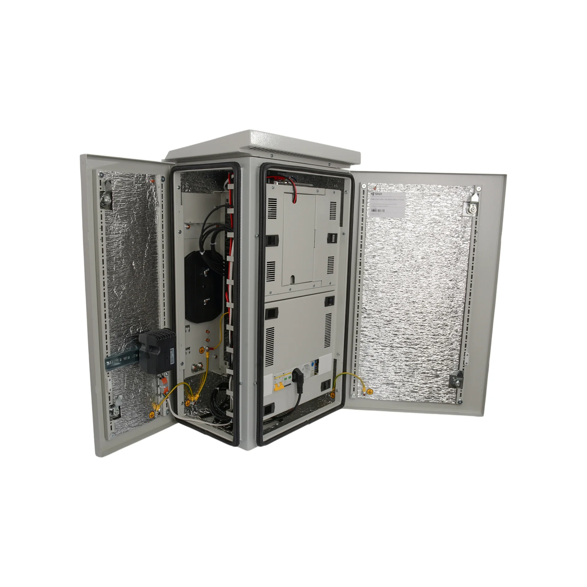 SNR-OWC-8K2-15E-BP09-08DC-FT2SB - Уличный управляемый коммутационный узел, 776х440х330 мм, IP54, RAL7035, В составе: коммутатор, ИБП, блок батарей, контроль климата, нагрев, вентиляция купить в Казани 	Климатический коммутационный узел представляет собой термоизолированный «контейнер» и предназначен