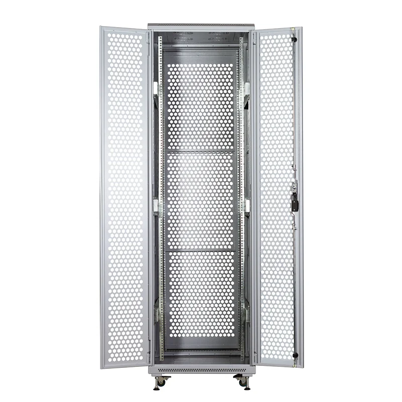 Коммутационные шкафы и стойки