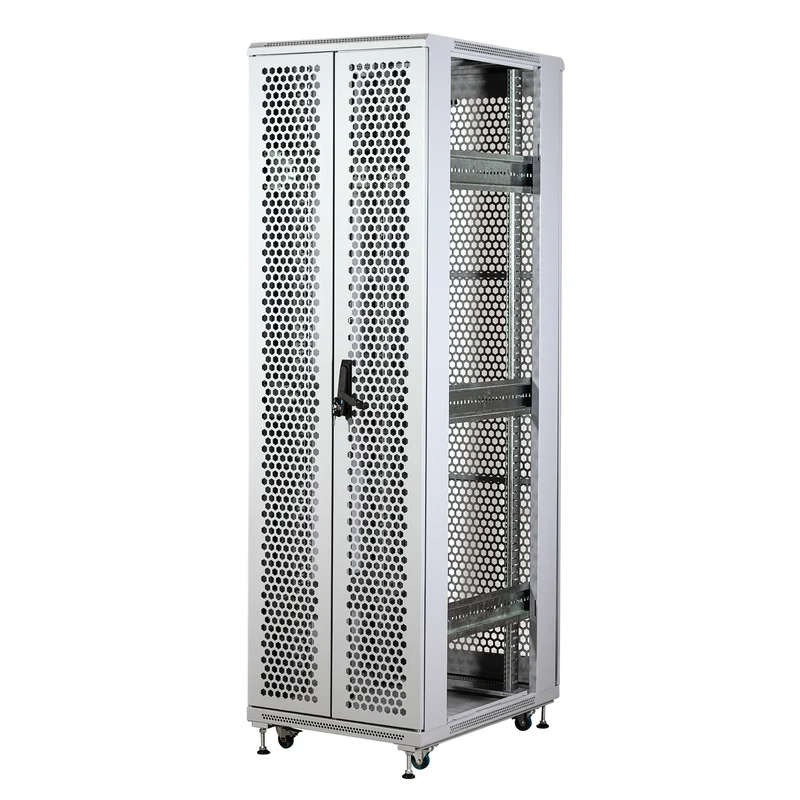 Коммутационные шкафы и стойки