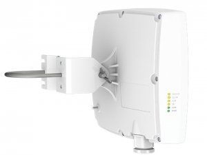 Описание LigoWave LigoDLB 2-14 Устройство обладает всепогодным корпусом (стандарт защиты IP67), в который также встроена направленная антенна (36°) с поддержкой MIMO 2х2